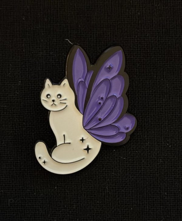 Cat.ButterflyWhite